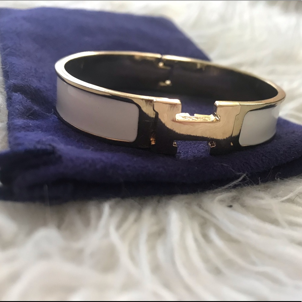 Designer “STYLE” click bracelet